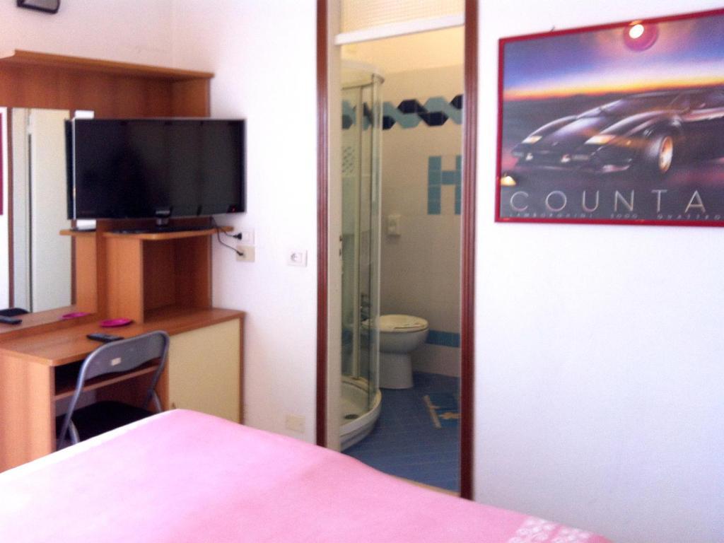 Hotel Continental Bellaria-Igea Marina Habitación foto